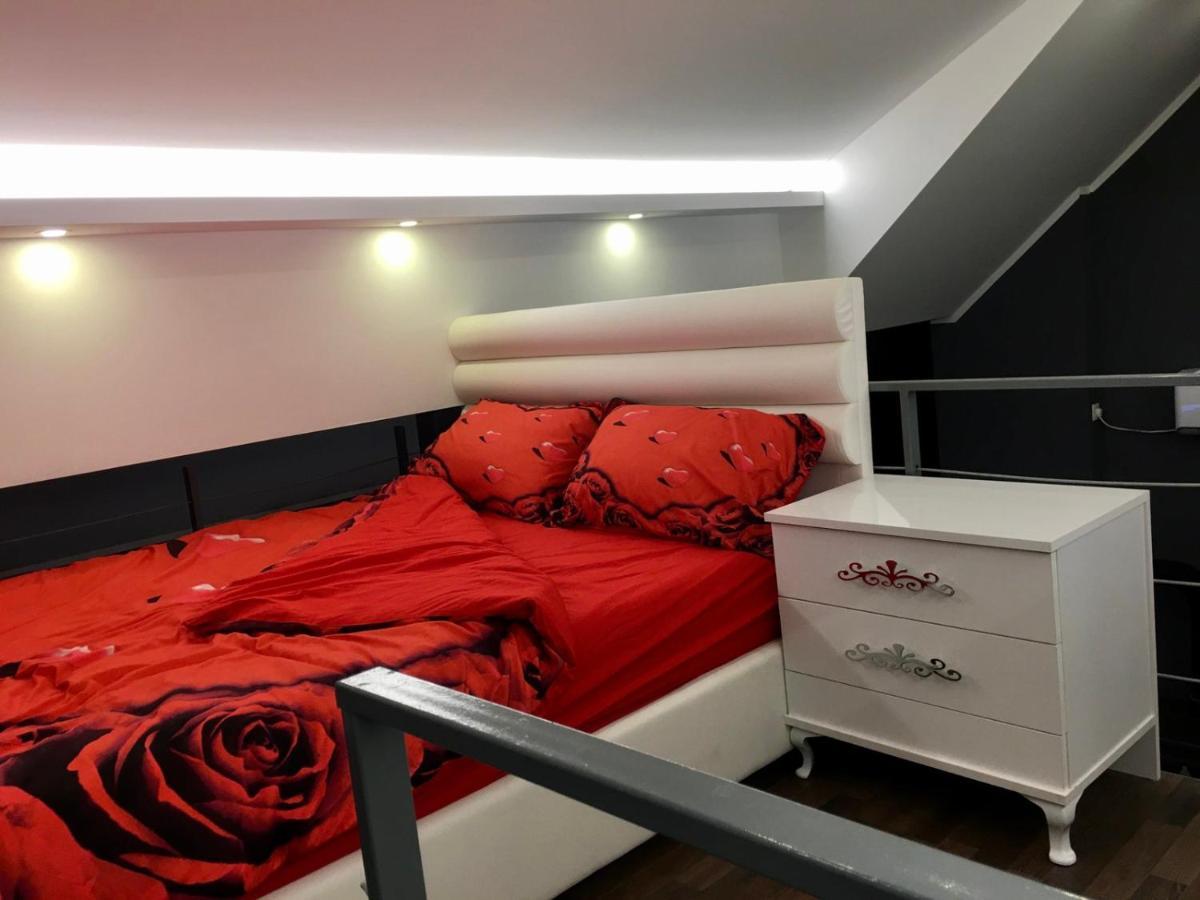 Banicevic Apartmani Thenovici Luaran gambar