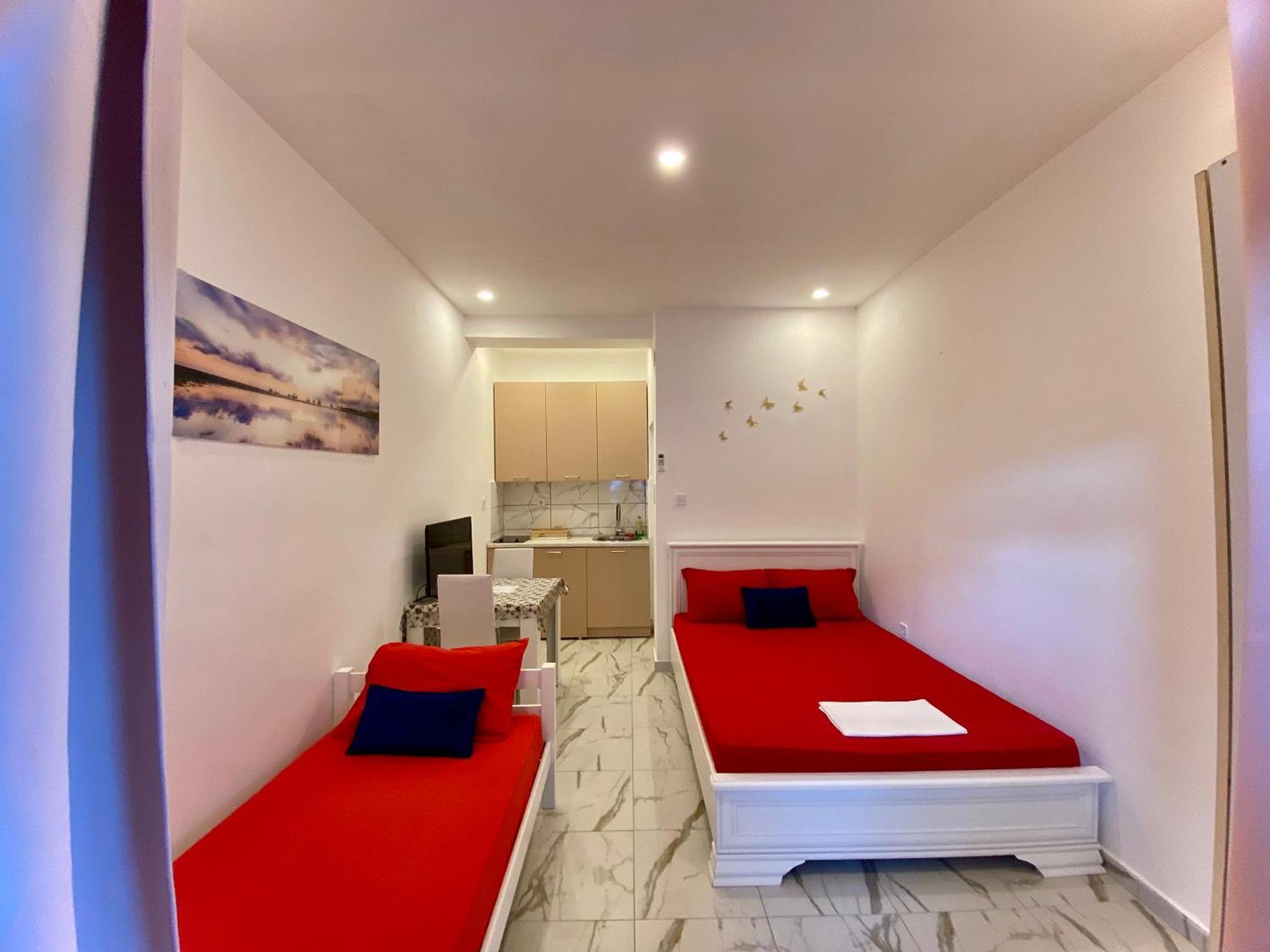 Banicevic Apartmani Thenovici Luaran gambar
