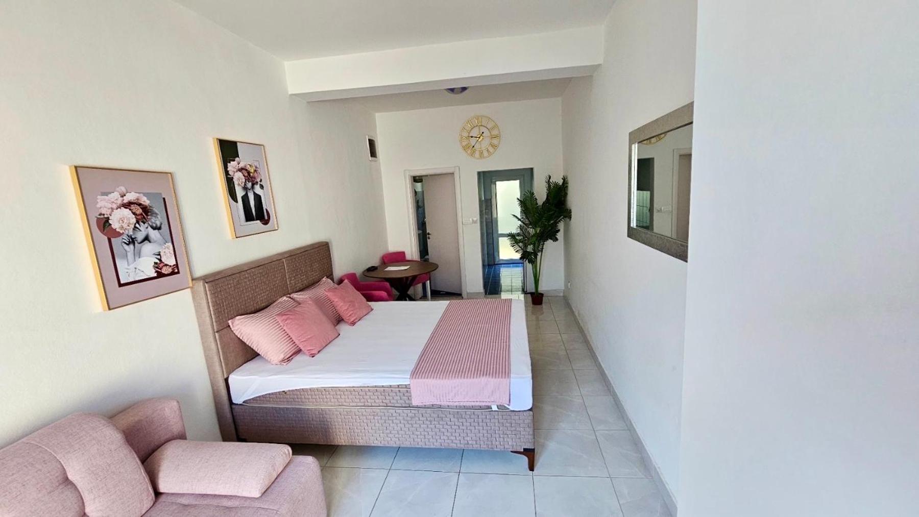 Banicevic Apartmani Thenovici Luaran gambar